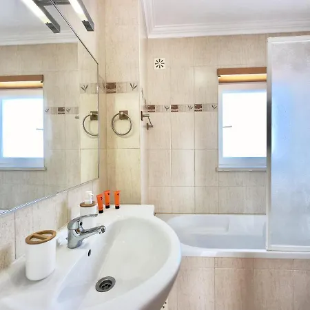 Apartment Ocean Penthouse Ferrel