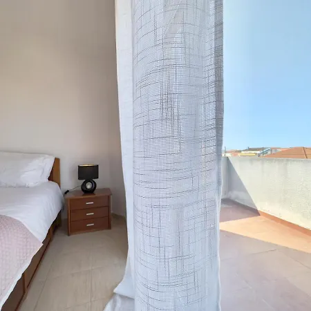 Ocean Penthouse Ferrel *